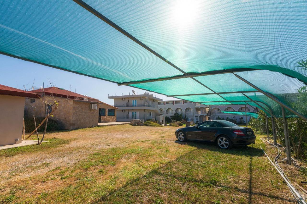 Georgia Apartments Kypseli Екстериор снимка
